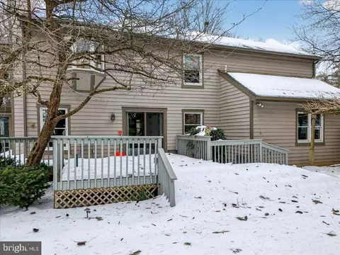 Exterior - 2 Baldwin Ct, Pennington, NJ 08534 photo 8 of 12
