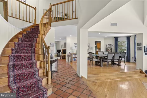 Entry Way - 2 Baldwin Ct, Pennington, NJ 08534 photo 2 of 3