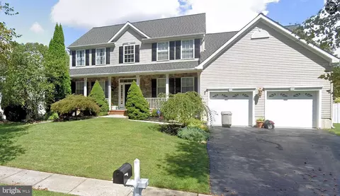7 Rembrandt Way, East Windsor, NJ 08520