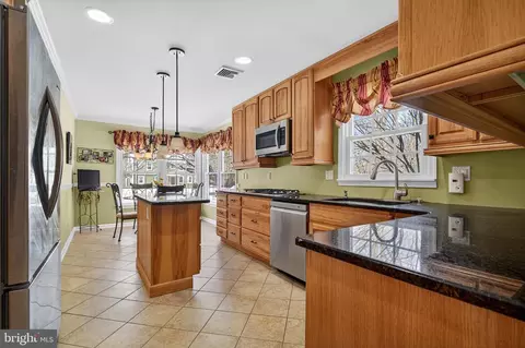 70 Woodmere Way, Princeton Junction, NJ 08550