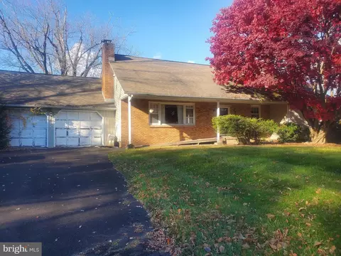 414 Lambertvl Hopewell, Lambertville, NJ 08530