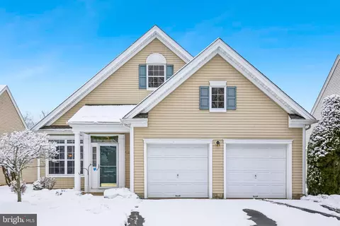 378 Blanketflower Ln, Princeton Junction, NJ 08550