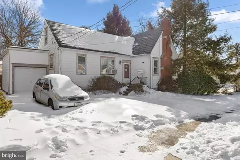 517 E Brown St, Hamilton, NJ 08610