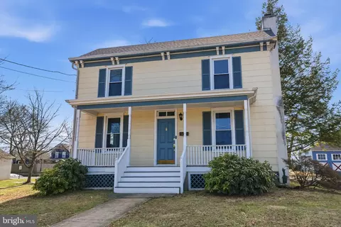 67 Columbia Ave, Hopewell, NJ 08525