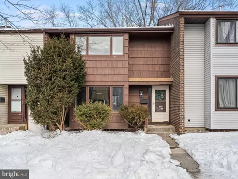 324 Evanston Dr, Hightstown, NJ 08520