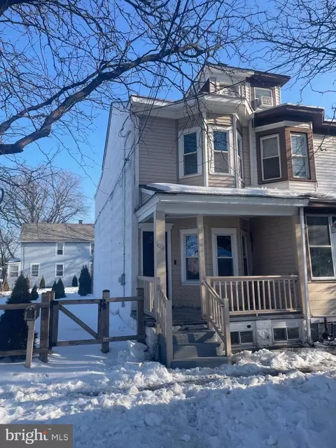 1004 William St, Hamilton, NJ 08610