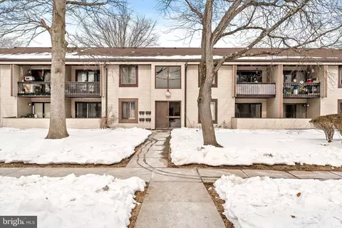 9 Twin Rivers Drive North, East Windsor, NJ 08520