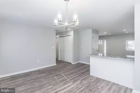 Entry Way - 119 Robbins Ave, Trenton, NJ 08638 photo 6 of 7