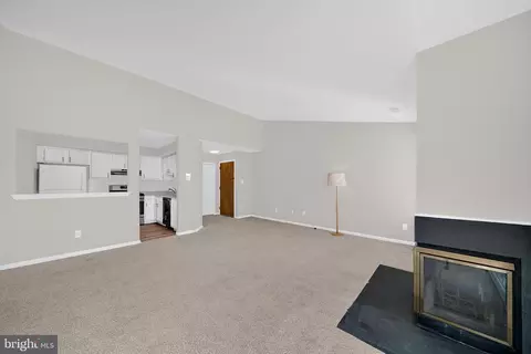 205 Salem Ct #11, Princeton, NJ 08540