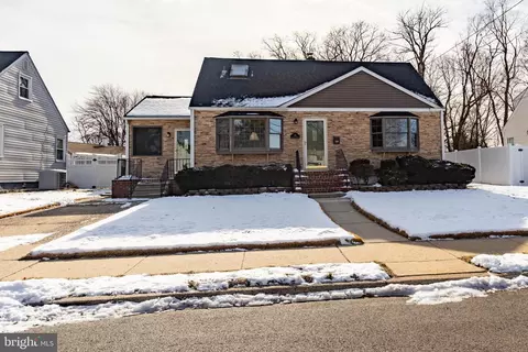 34 Kenwood Ter, Hamilton, NJ 08610