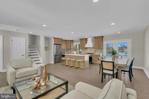 568 Flock Rd, Trenton, NJ 08690