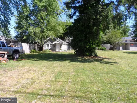 22 E Taylor Ave, Hamilton, NJ 08610 photo 19