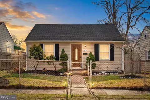 222 Samdin Blvd, Hamilton, NJ 08610