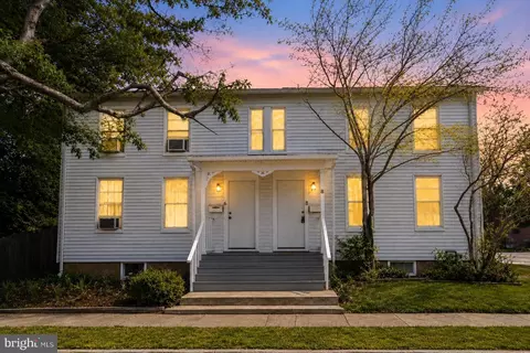 6 S Greenwood Ave # -8, Hopewell, NJ 08525