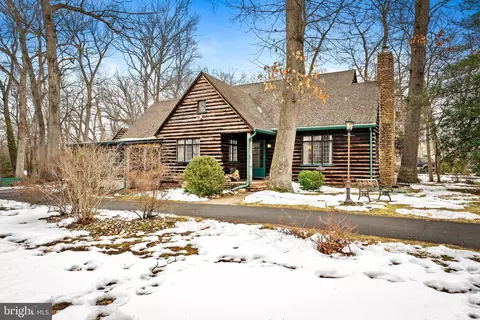 181 E Ward St, Hightstown, NJ 08520