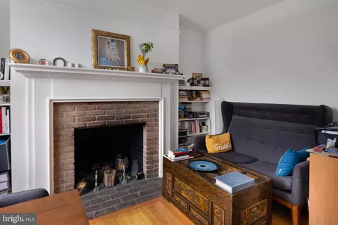48 Nassau St #E, Princeton, NJ 08542