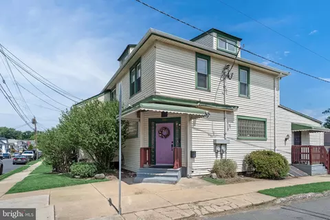 100 Homecrest Ave, Ewing, NJ 08638