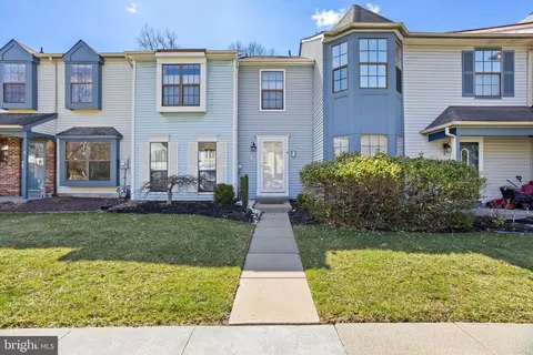 4 Carlyle Ct, Robbinsville, NJ 08691