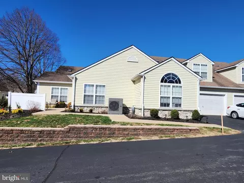 32 Traditions Way, Lawrenceville, NJ 08648
