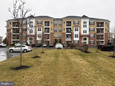 1044 Halifax Pl, Hamilton, NJ 08619