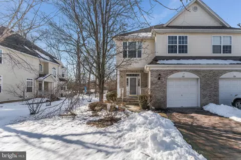 66 Tennyson Rd, Hightstown, NJ 08520