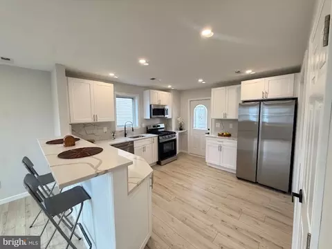 1625 Sixth St, Ewing, NJ 08638