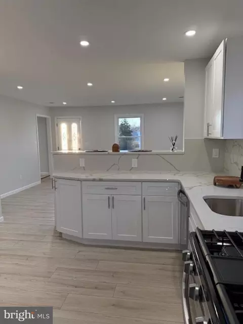 1625 Sixth St, Ewing, NJ 08638