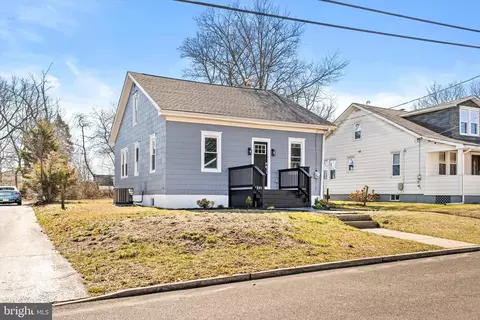 443 Miller Ave, Hamilton, NJ 08610
