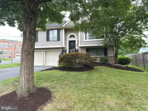 75 Lawn Park Ave, Lawrence Township, NJ 08648