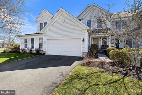 46 Maidenhead Rd, Princeton, NJ 08540
