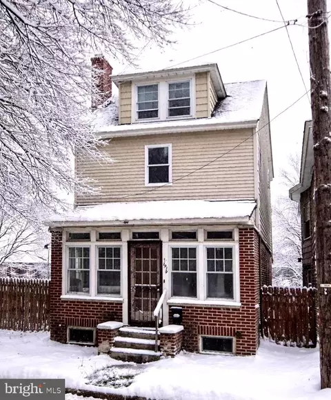 1919 1921 Clinton, Trenton, NJ 08611