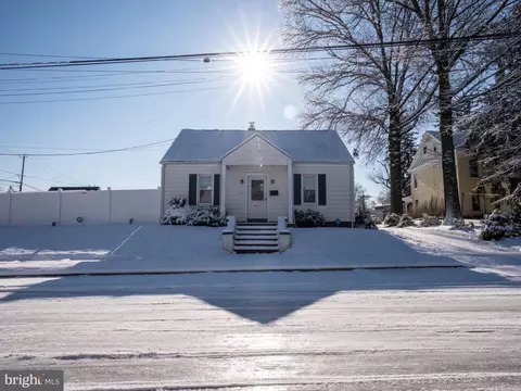 551 Hobart Ave, Hamilton, NJ 08629