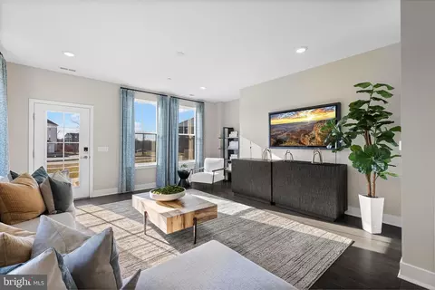 238 Cora Bergen, Titusville, NJ 08560