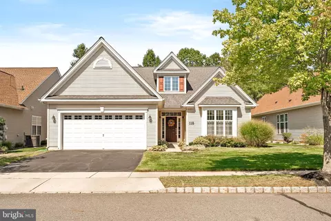 118 Monte Carlo Dr, Hamilton, NJ 08691