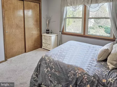 Bedroom - 9 Timber Wolf Dr, Hamilton, NJ 08620 photo 2 of 7
