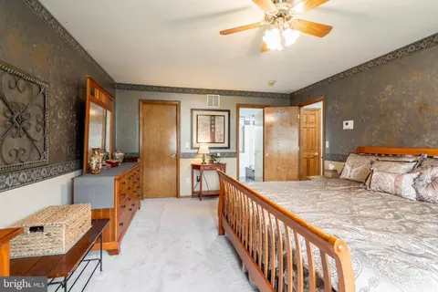 Bedroom - 9 Timber Wolf Dr, Hamilton, NJ 08620 photo 7 of 7