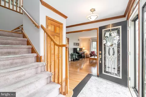 Entry Way - 9 Timber Wolf Dr, Hamilton, NJ 08620 photo 2 of 4