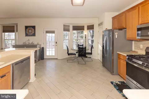 75 Fountayne Ln, Lawrence, NJ 08648