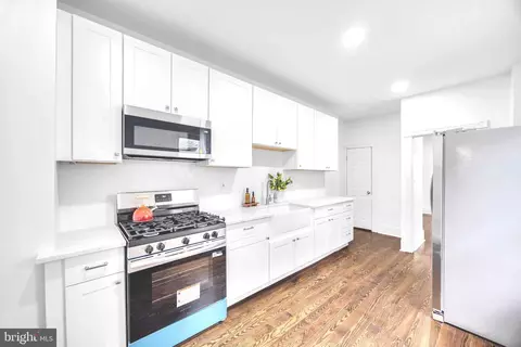 480 Stuyvesant Ave, Trenton, NJ 08618