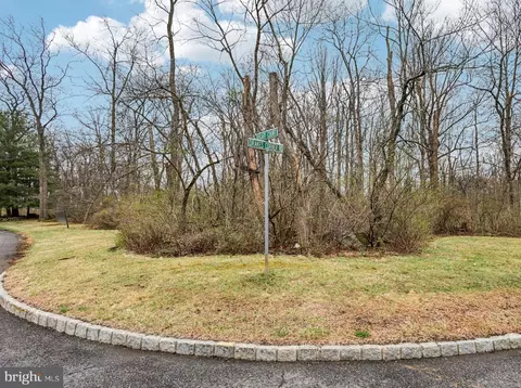 21 Bogart Ct, Princeton, NJ 08540