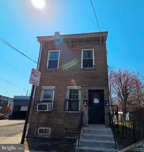 93 E Paul Ave, Trenton, NJ 08638