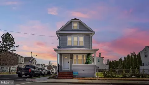 726 Plum St, Trenton, NJ 08638