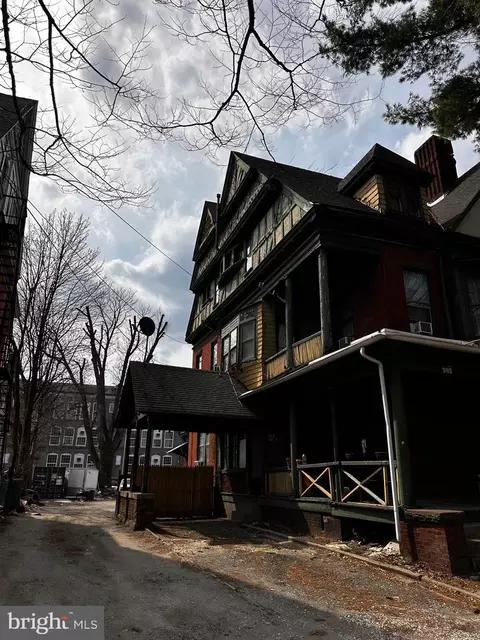 305 Chestnut Ave, Trenton, NJ 08609