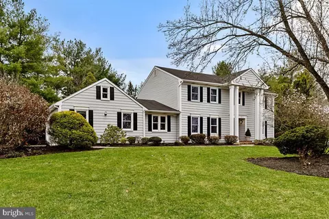 32 Highmont Dr, Princeton Junction, NJ 08550
