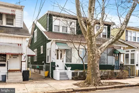1107 Dayton St, Trenton, NJ 08610