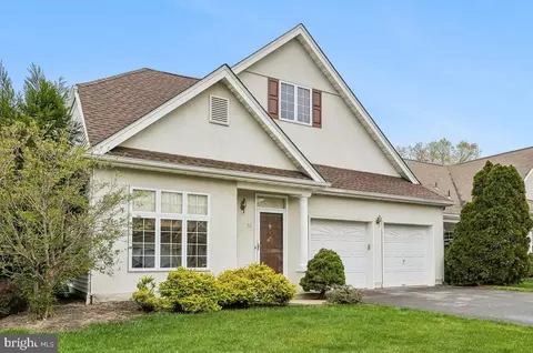 10 Honeyflower Ln, Princeton Junction, NJ 08550