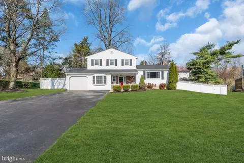 112 Mountain Vw, Ewing Twp, NJ 08560