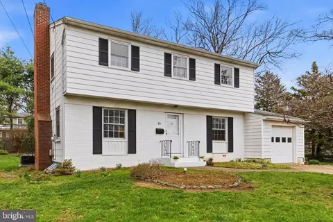 26 Lawnside Dr, Lawrenceville, NJ 08648