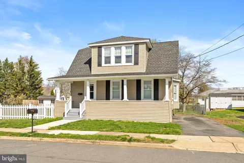 274 Mcadoo Ave, Hamilton, NJ 08619