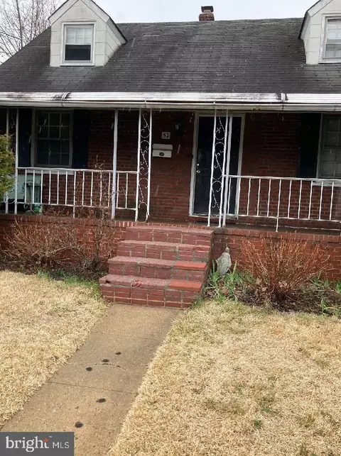 52 Caroline Ave, Hamilton, NJ 08610